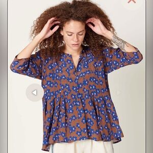 Caron Callahan aria top